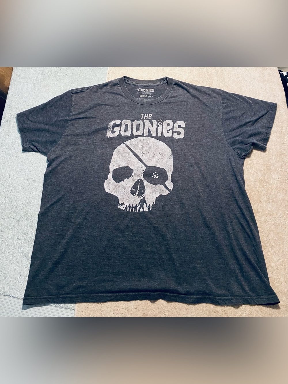 The Goonies Shirt Mens 2X Gray Ripple Junction One Eyed Willy Skull Movie Graphi